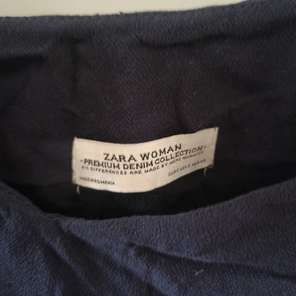 Zara Cropped Top - Picture 2 of 3